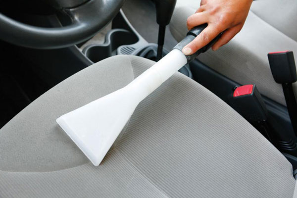 Как почистить тканевый салон автомобиля самостоятельно